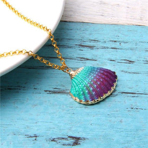 Scallop Shell Necklace I.